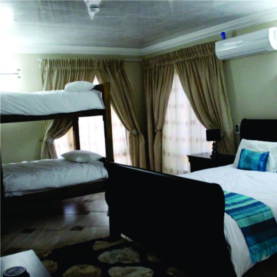 Falling Waters Guest House มาร์เกท ภายนอก รูปภาพ